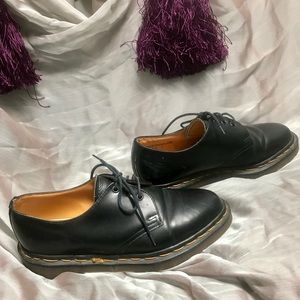 Youth Sized Dr Martens Authentic